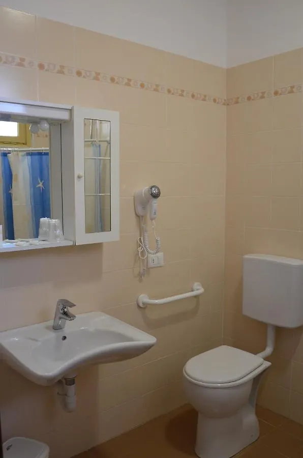 Hotel Villa Paolina Pietra Ligure 2*,  Italië