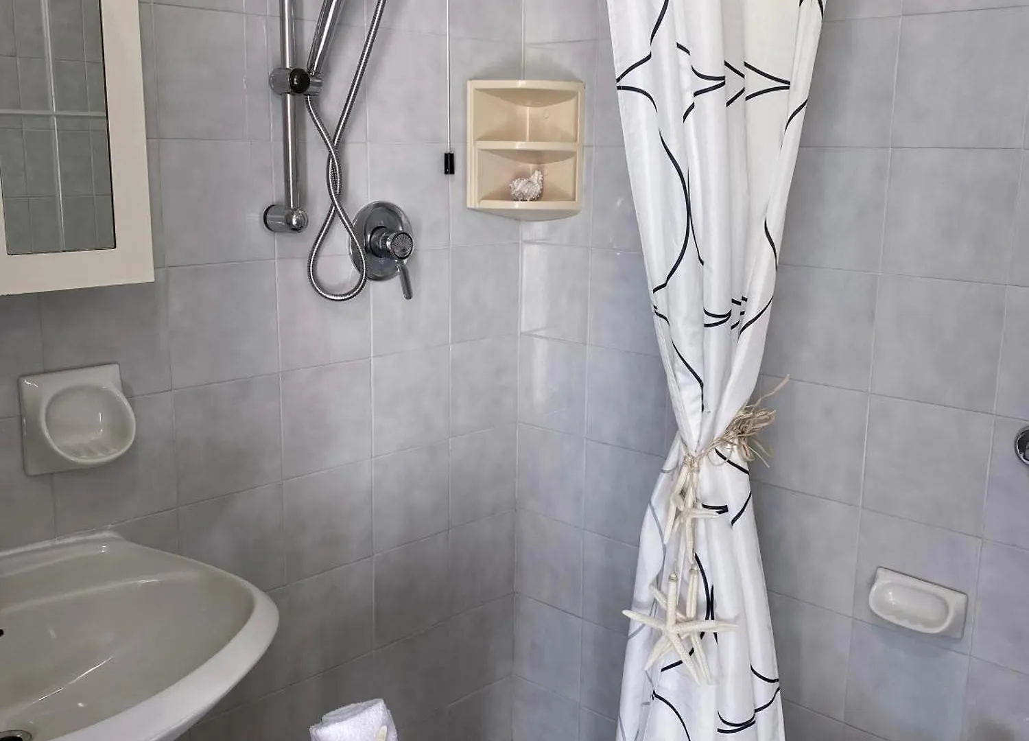 Hotel Villa Paolina Pietra Ligure 2*,  Italië